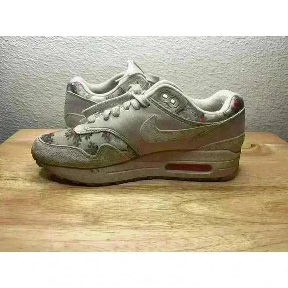 Women's Fun Nike Air Max 1 Floral Desert Sand Camo Sneakers - Size 7.5 - Picture 12 of 12